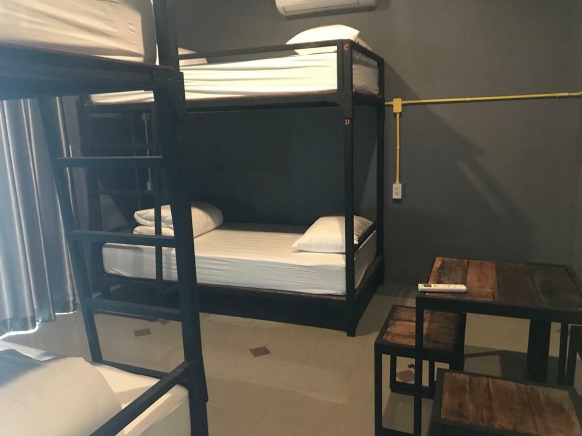 248 Street Hostel Чиангмай Экстерьер фото