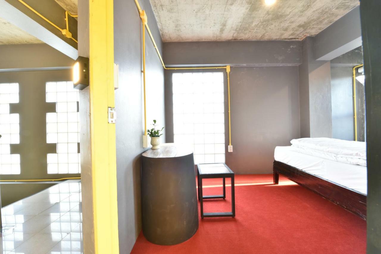 248 Street Hostel Чиангмай Экстерьер фото
